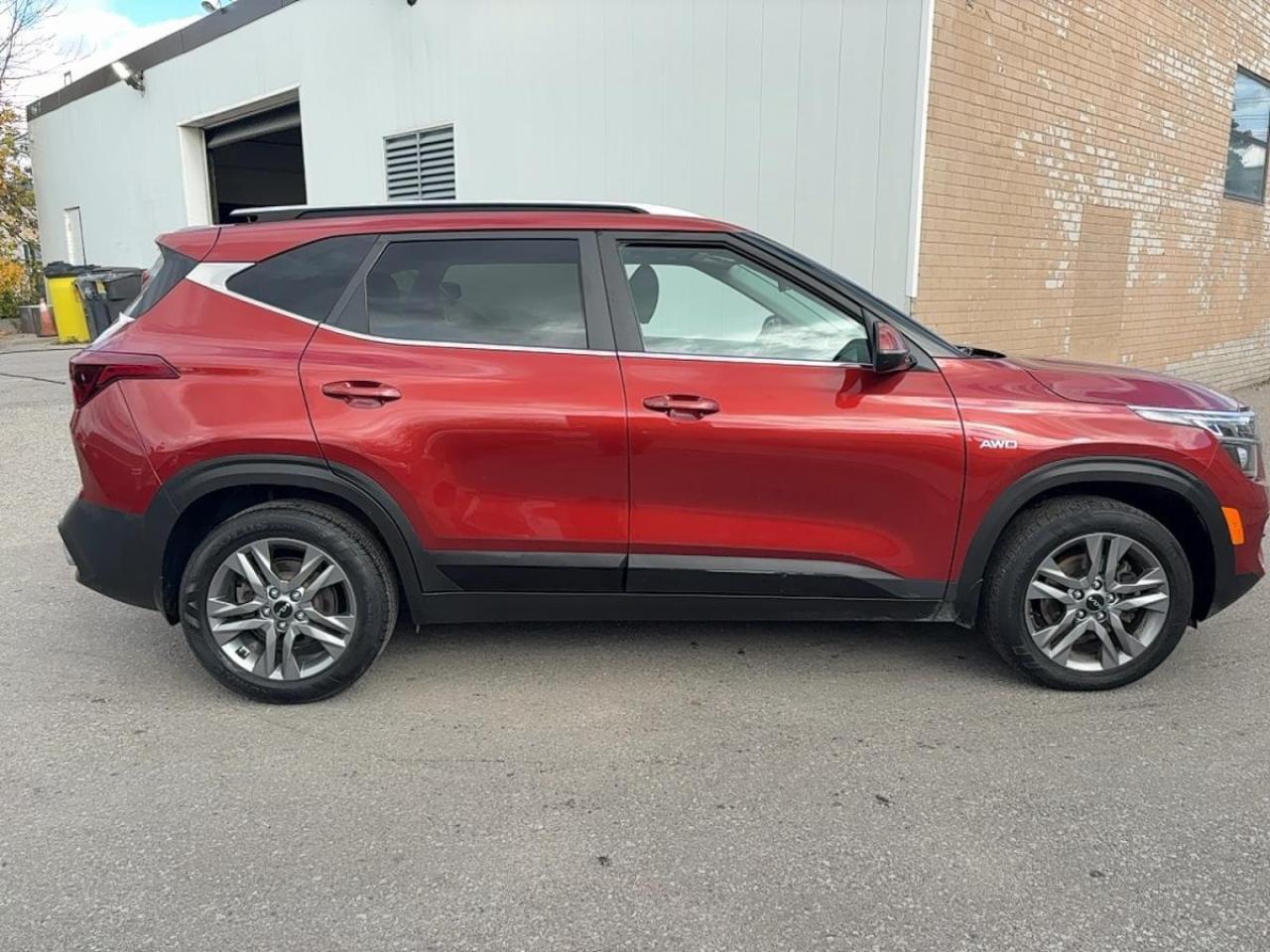 2023 Kia Seltos EX AWD   Leather   Sunroof   Carplay Photo