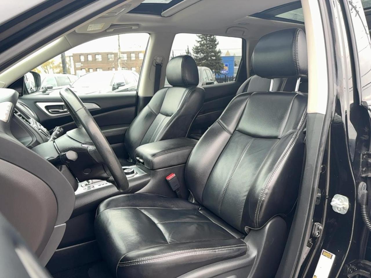 2018 Nissan Pathfinder SL PREMIUM 4WD Photo