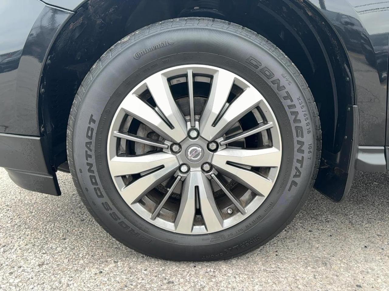 2018 Nissan Pathfinder SL PREMIUM 4WD Photo