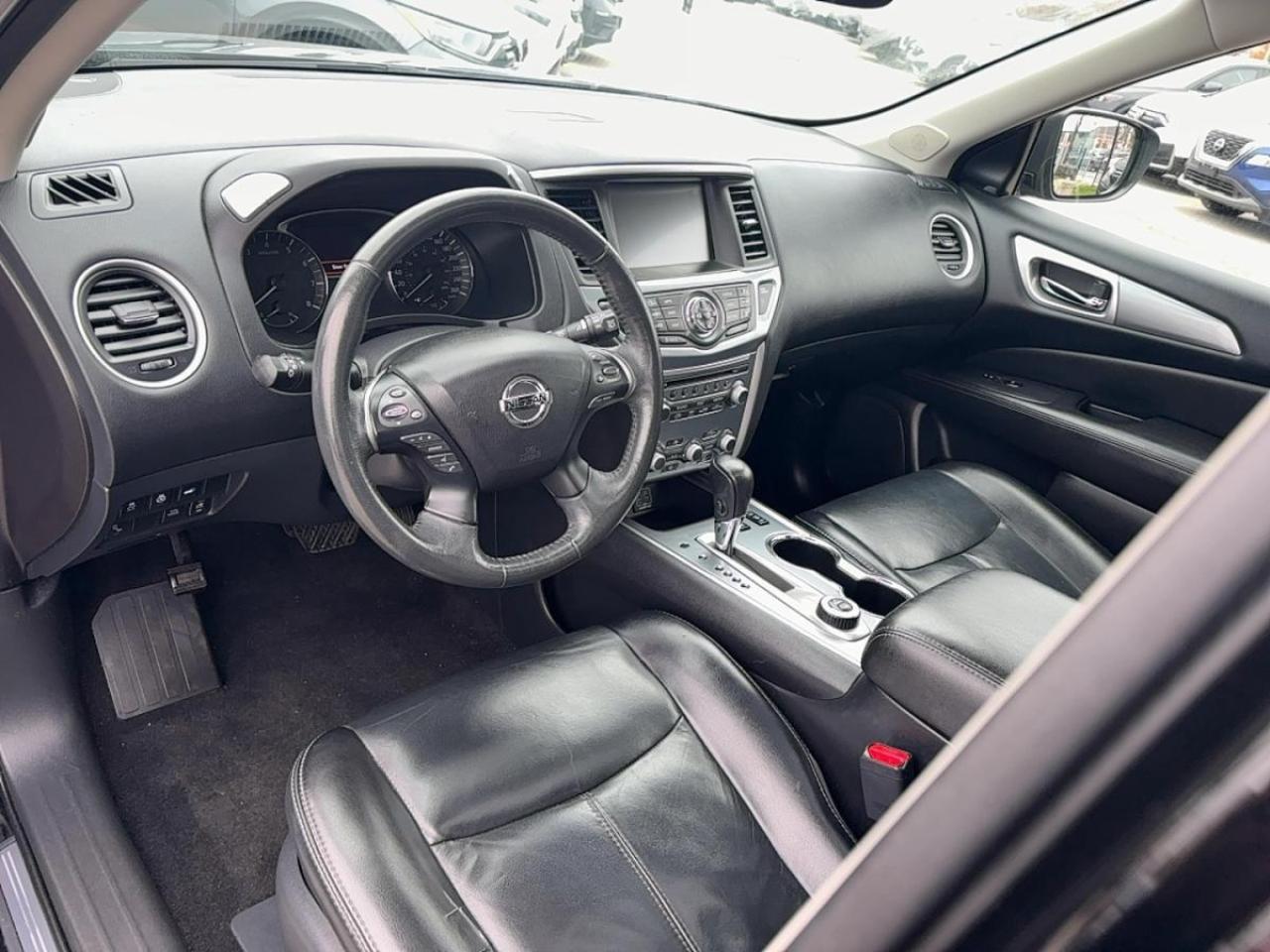 2018 Nissan Pathfinder SL PREMIUM 4WD Photo