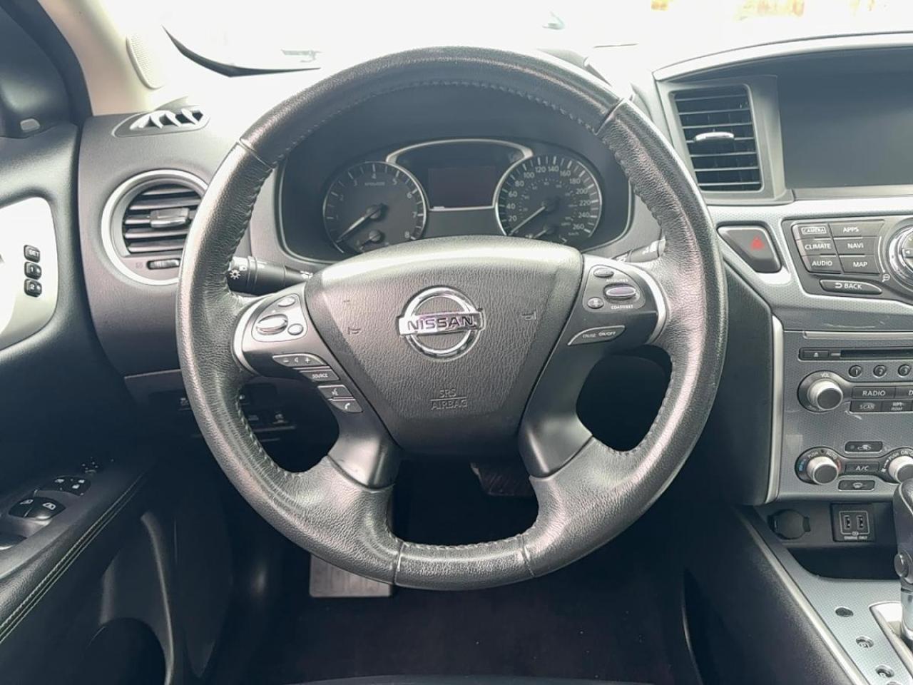 2018 Nissan Pathfinder SL PREMIUM 4WD Photo