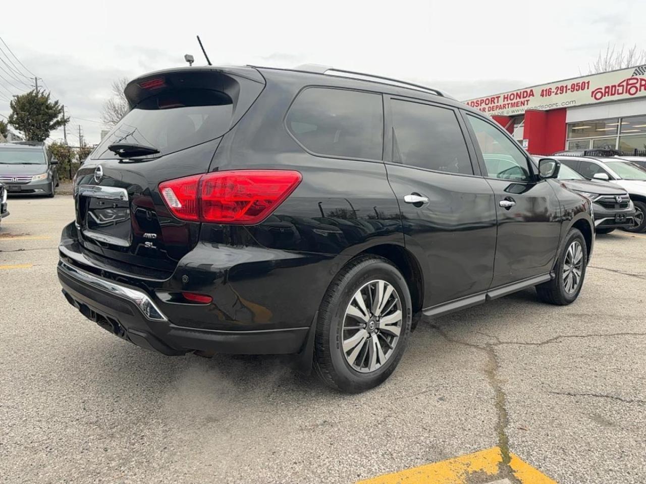 2018 Nissan Pathfinder SL PREMIUM 4WD Photo
