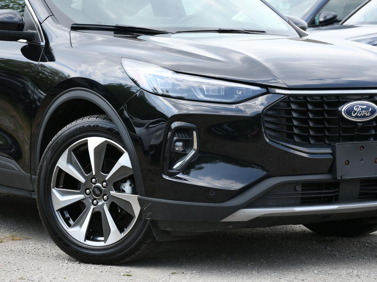 2023 Ford Escape Platinum CleanCarfax Leather Navigation PowerSeats Photo