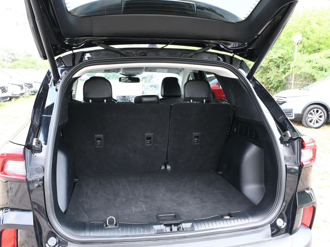 2023 Ford Escape Platinum CleanCarfax Leather Navigation PowerSeats Photo