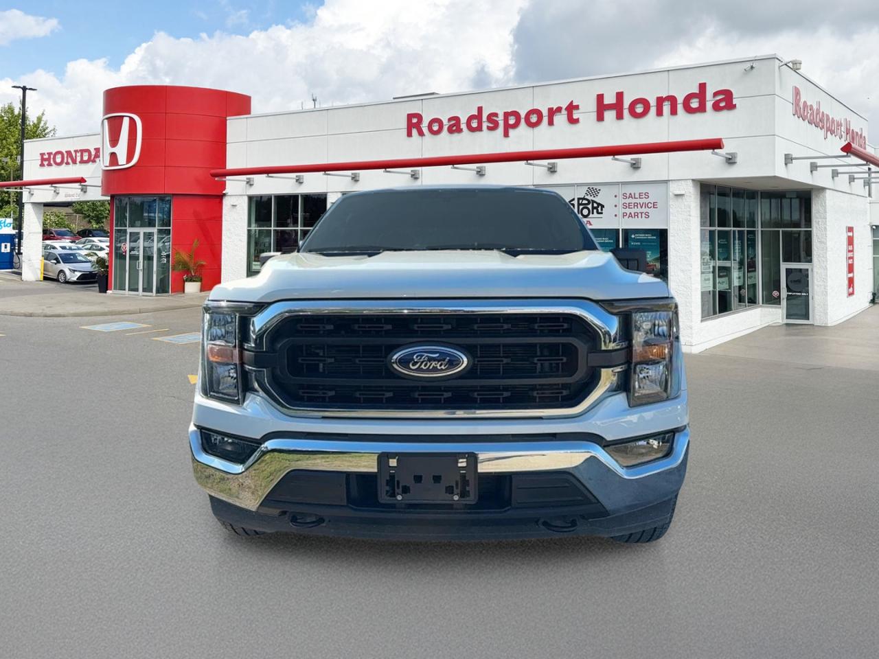 2023 Ford F-150 XLT Photo