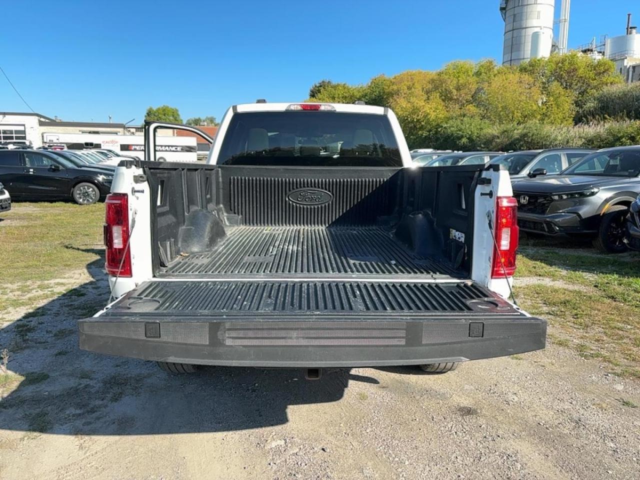 2023 Ford F-150 XLT Photo