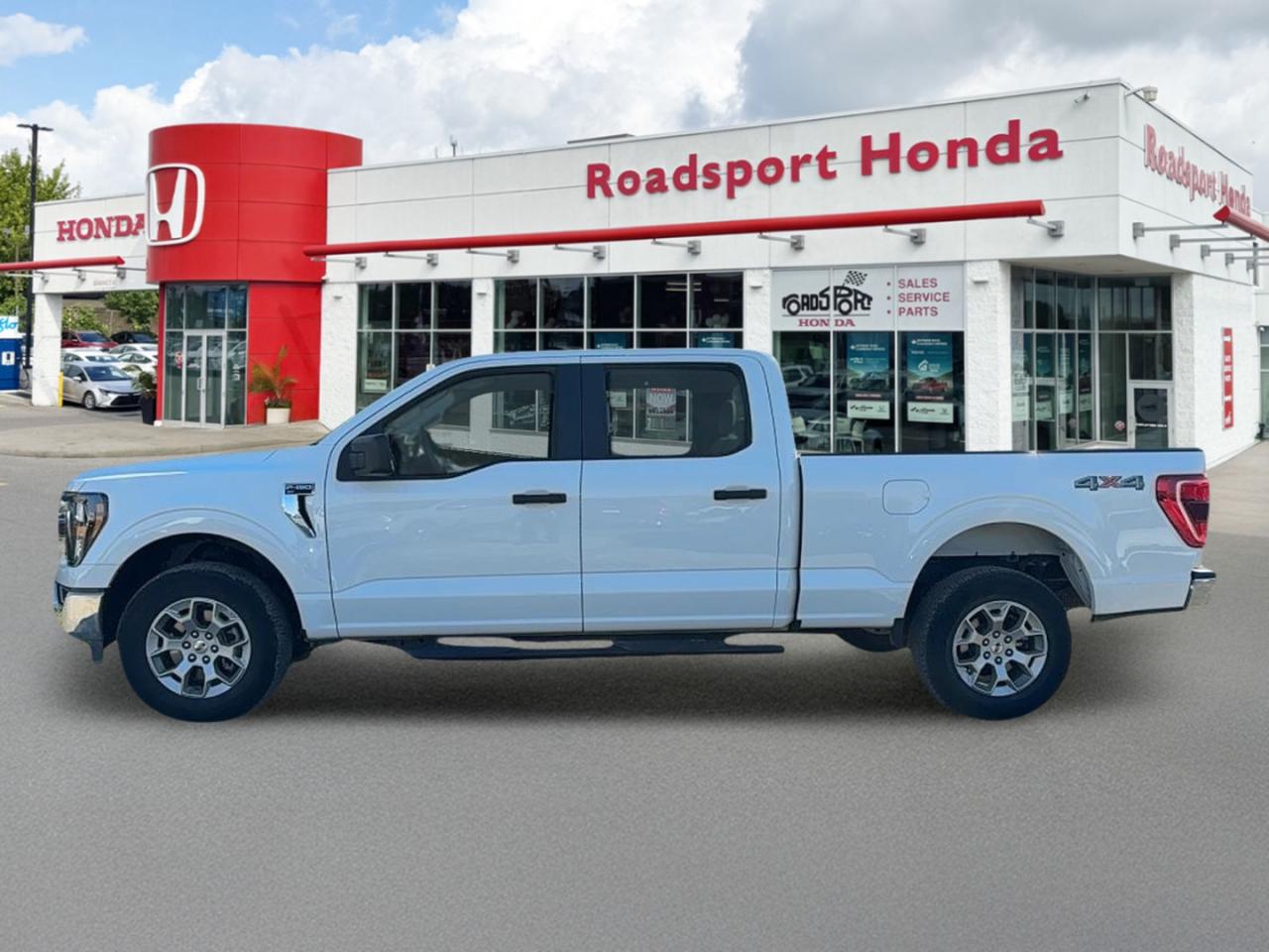 2023 Ford F-150 XLT Photo