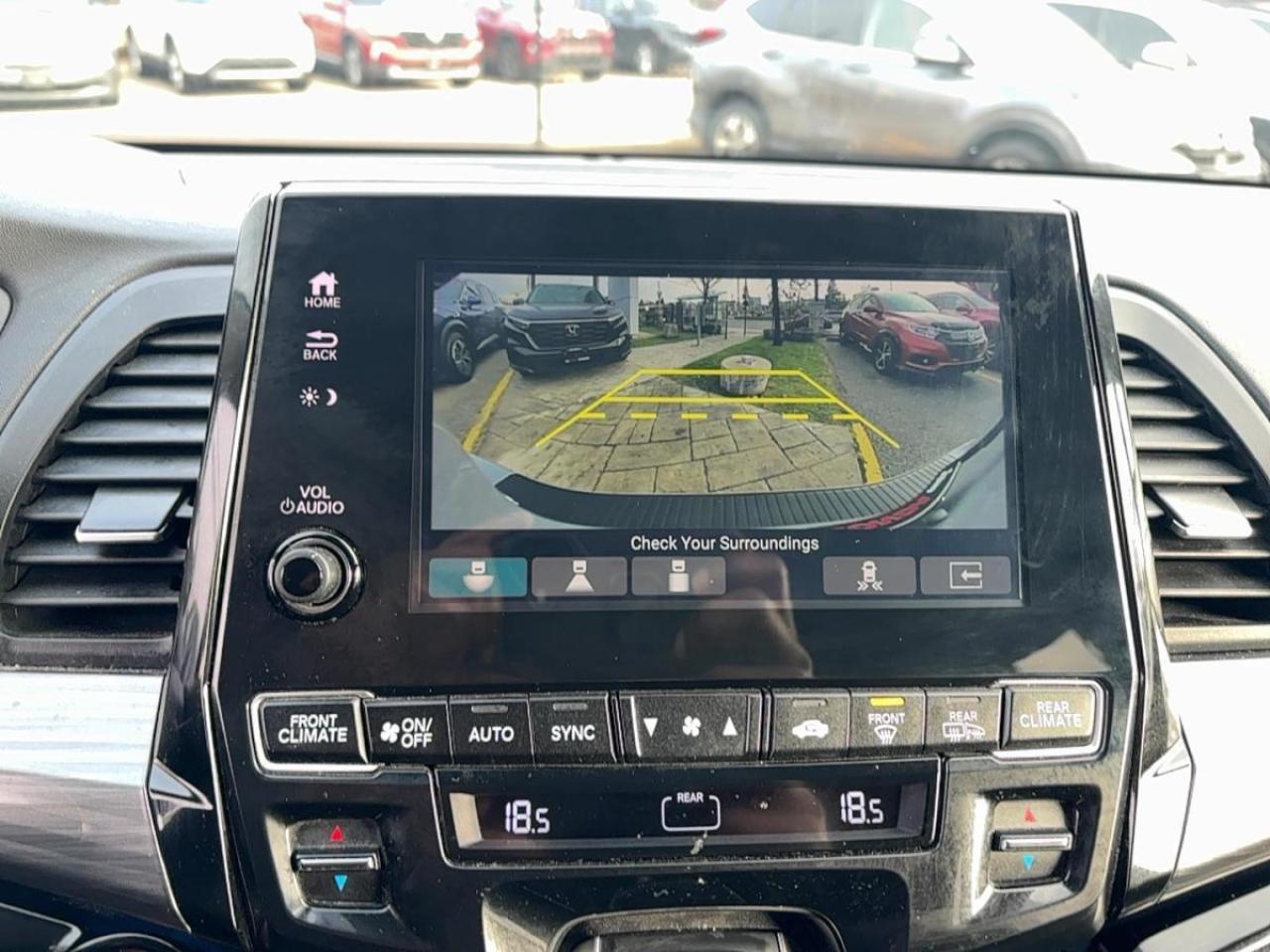 2023 Honda Odyssey Touring Honda Certified 7YR/160K Warranty Photo