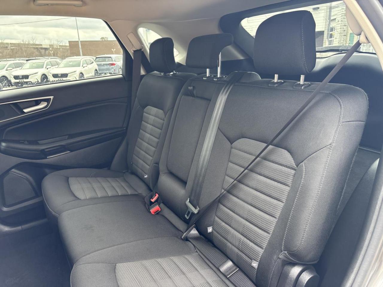 2023 Ford Edge SEL Photo