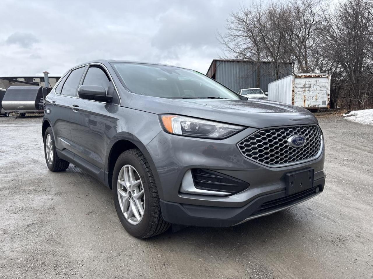 2023 Ford Edge SEL Photo