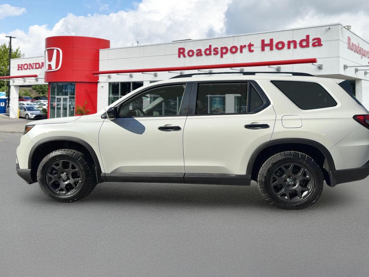 2025 Honda Pilot TrailSport Honda Certified 7YR/160K Warranty Photo4