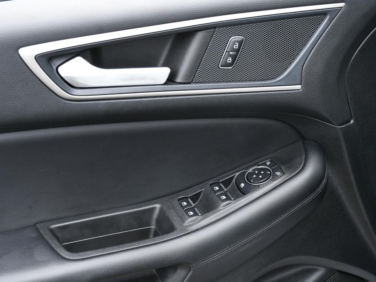 2024 Ford Edge SEL AWD Photo