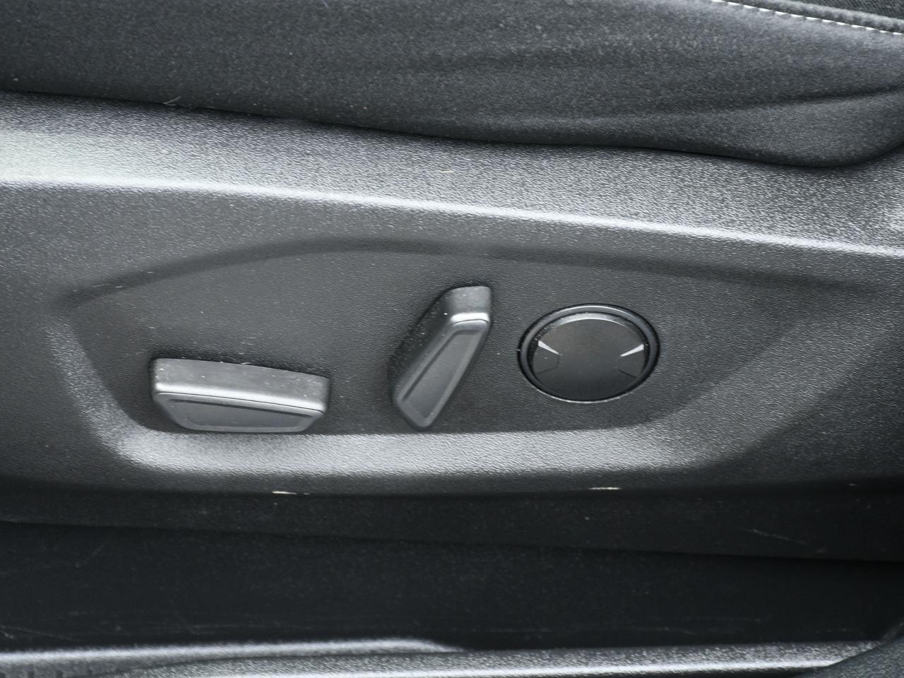 2024 Ford Edge SEL AWD Photo