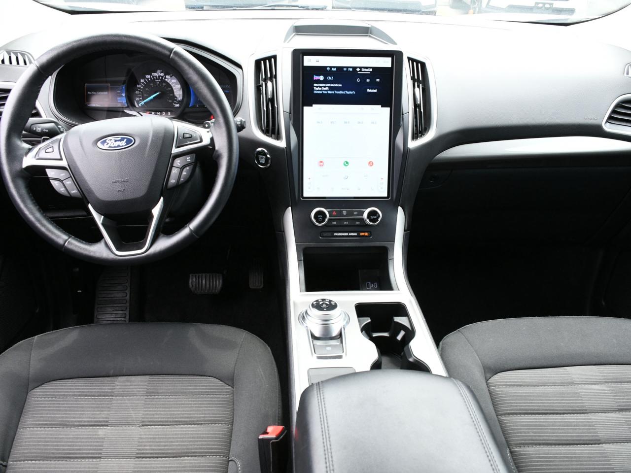 2024 Ford Edge SEL AWD Photo