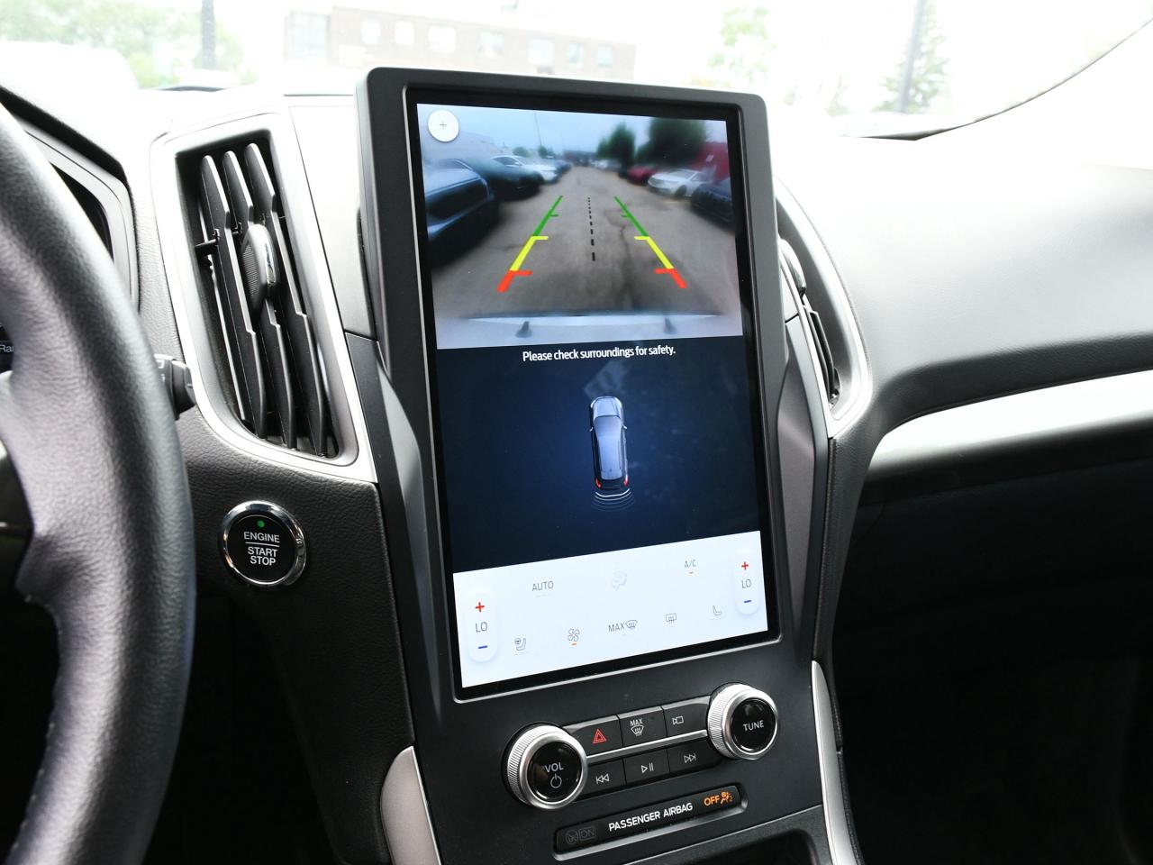 2024 Ford Edge SEL AWD Photo