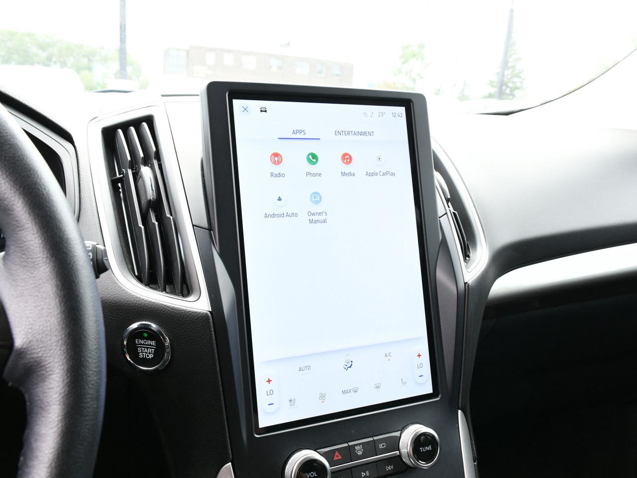 2024 Ford Edge SEL AWD Photo