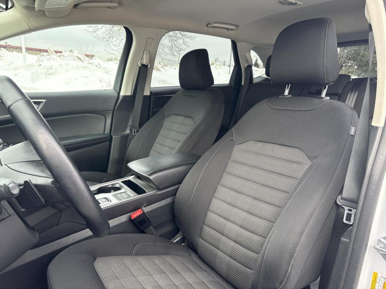 2024 Ford Edge SEL AWD Photo