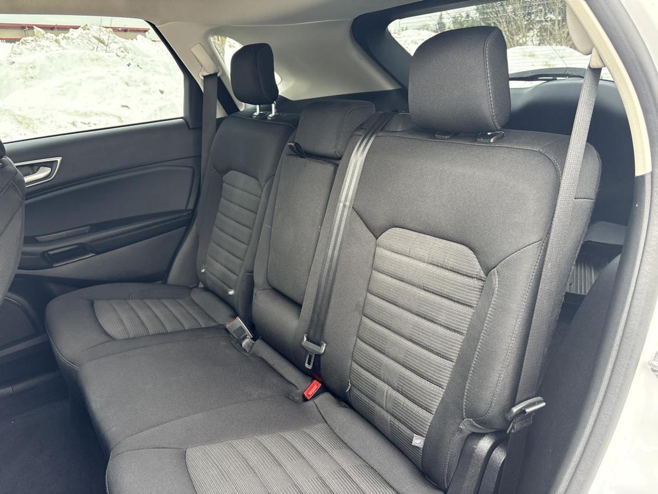 2024 Ford Edge SEL AWD Photo