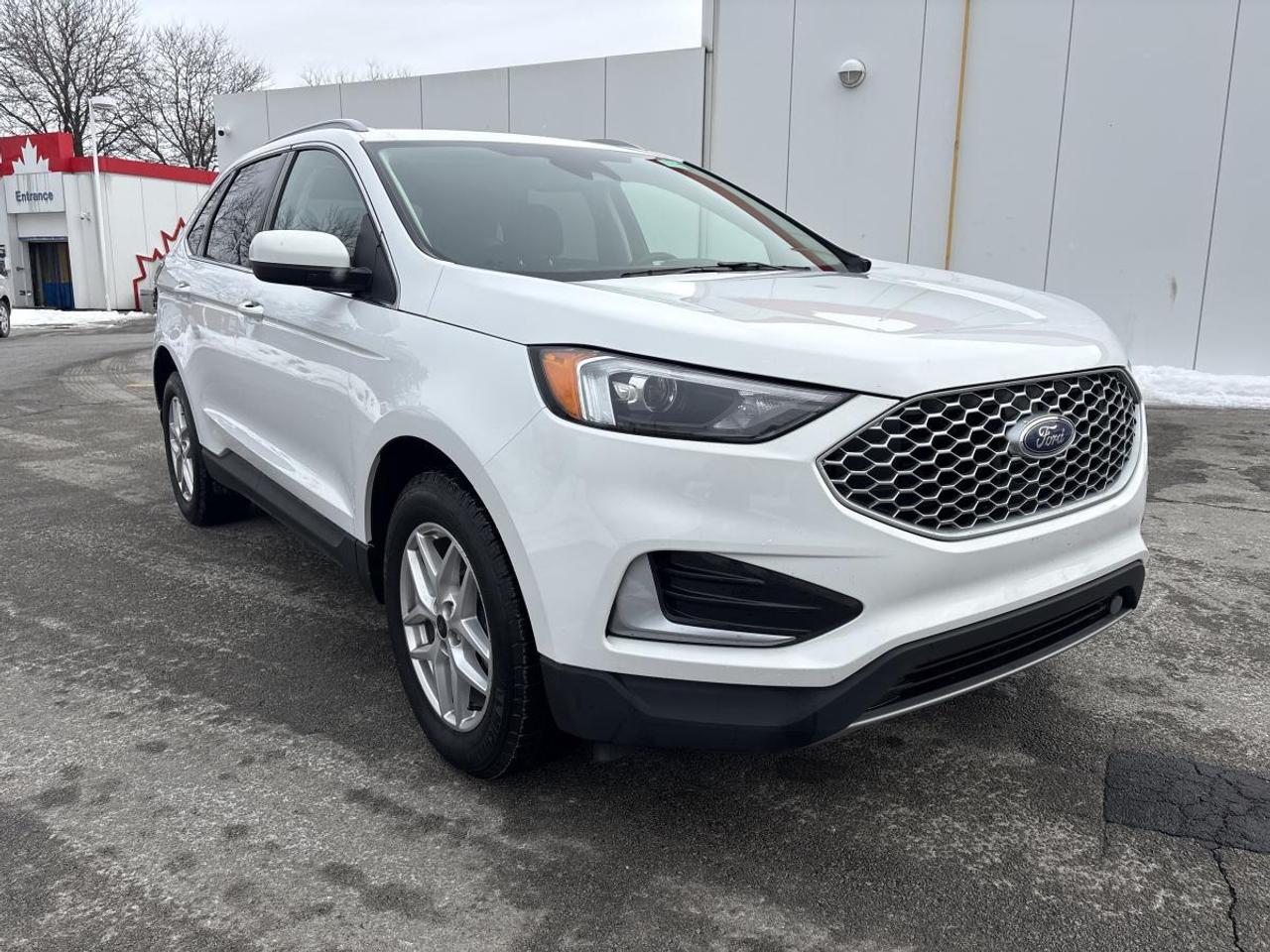 2024 Ford Edge SEL AWD Photo