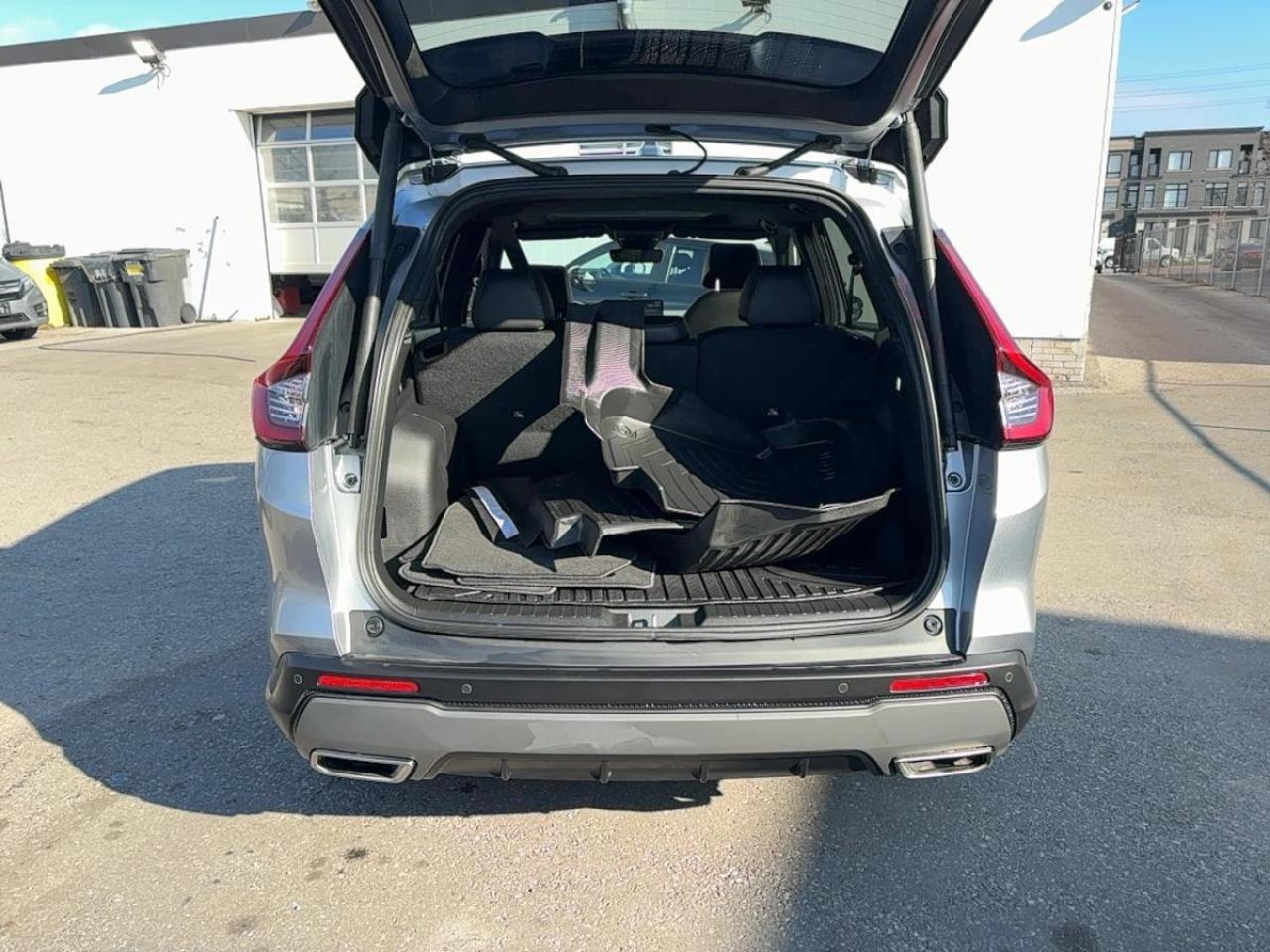 2025 Honda CR-V Hybrid Touring Honda Certified 7YR/160K Warranty Photo