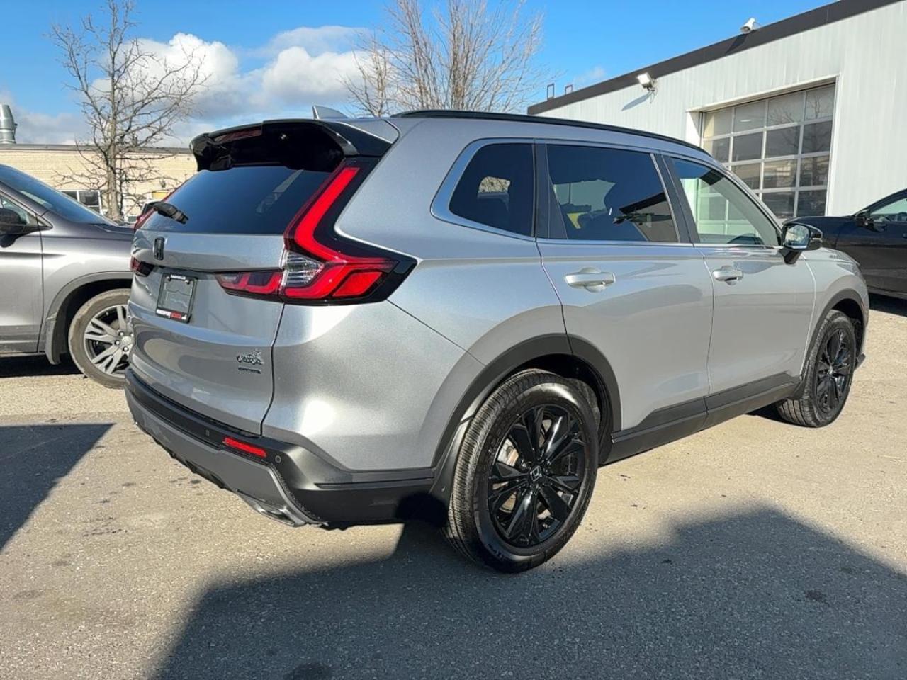 2025 Honda CR-V Hybrid Touring Honda Certified 7YR/160K Warranty Photo