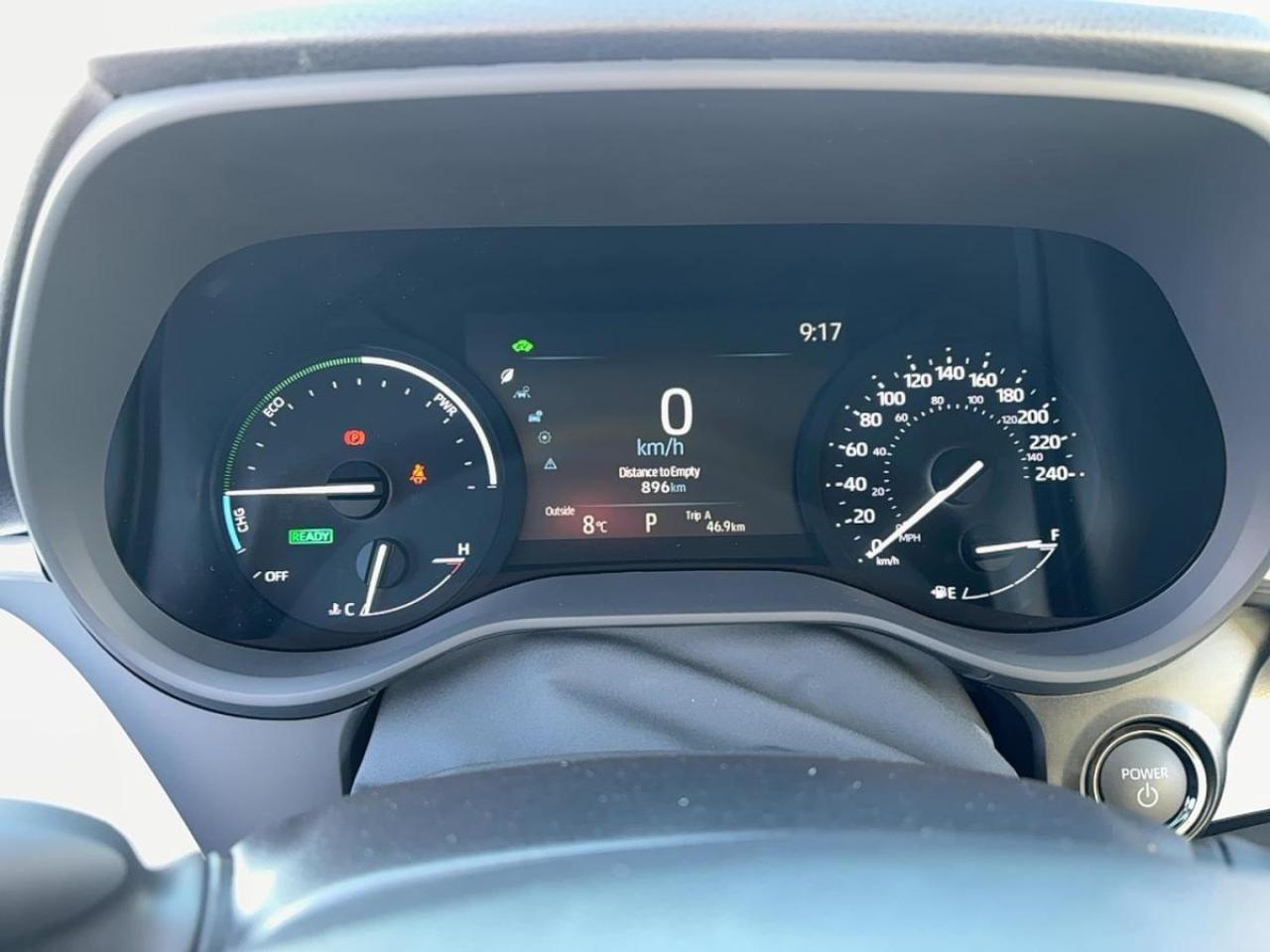 2025 Toyota Sienna LE AWD Hybrid Photo