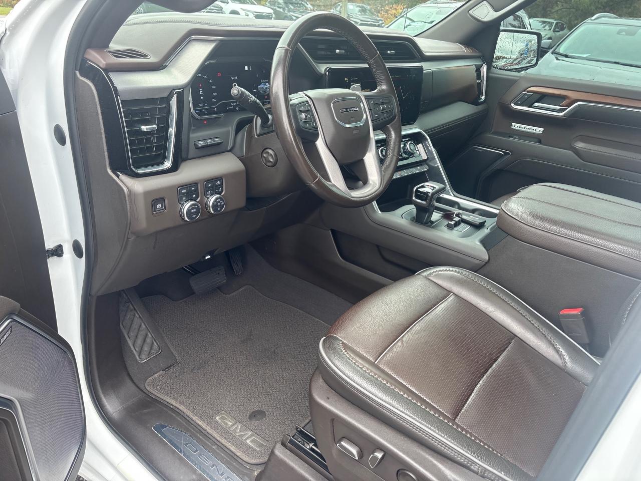 2023 GMC Sierra 1500 Denali Crew + Power Boards + Tech Pkg *CLEARANCE* Photo