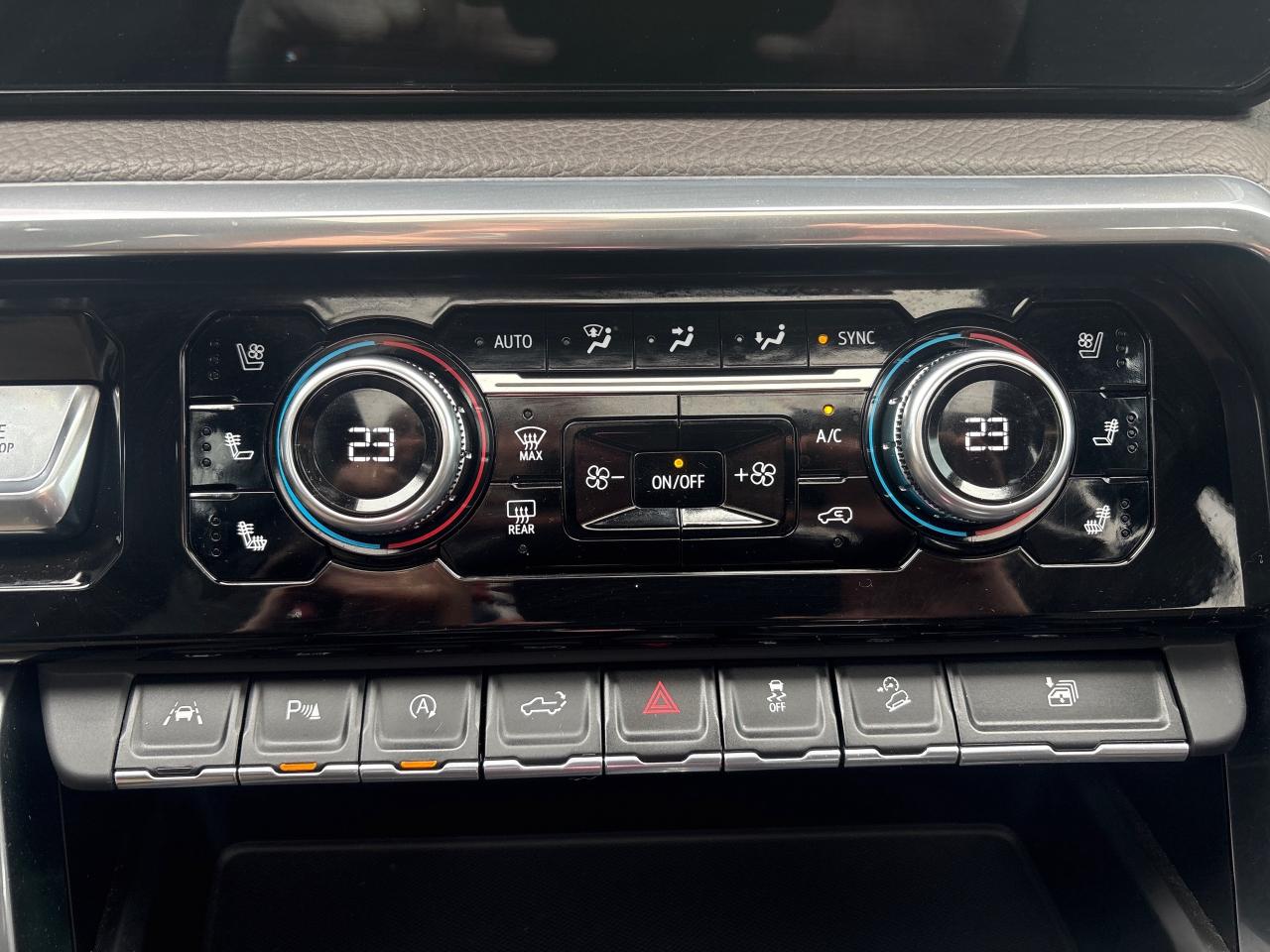 2023 GMC Sierra 1500 Denali Crew + Power Boards + Tech Pkg *CLEARANCE* Photo