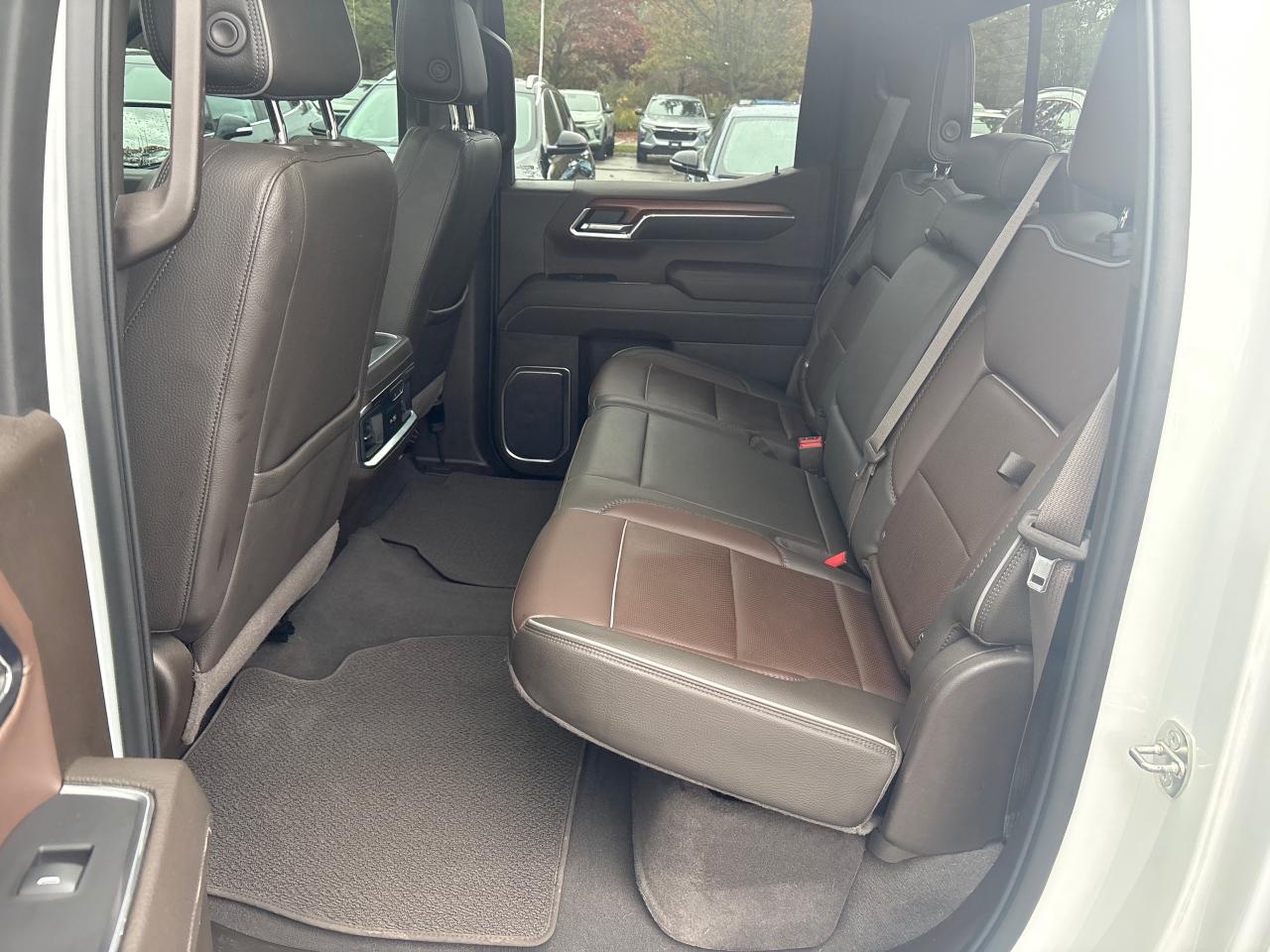 2023 GMC Sierra 1500 Denali Crew + Power Boards + Tech Pkg *CLEARANCE* Photo