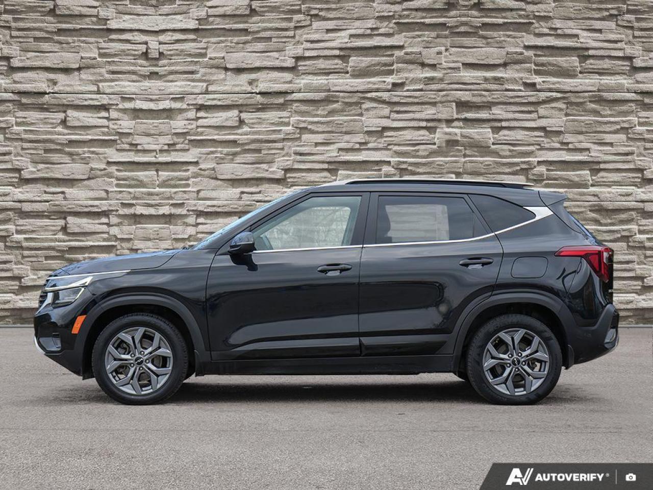 2024 Kia Seltos Sunroof   Leather Heated Seats   Low Payment Photo2