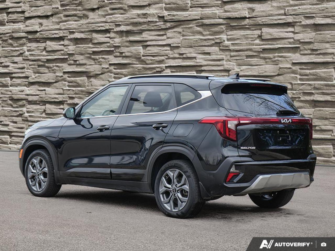 2024 Kia Seltos Sunroof   Leather Heated Seats   Low Payment Photo3