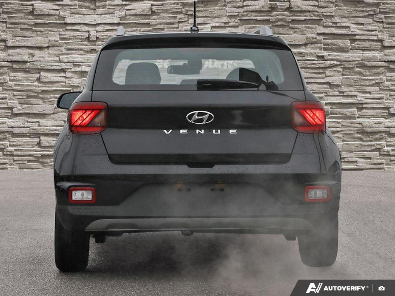 2023 Hyundai Venue Heated Seats    Carplay   Fuel Economy Photo