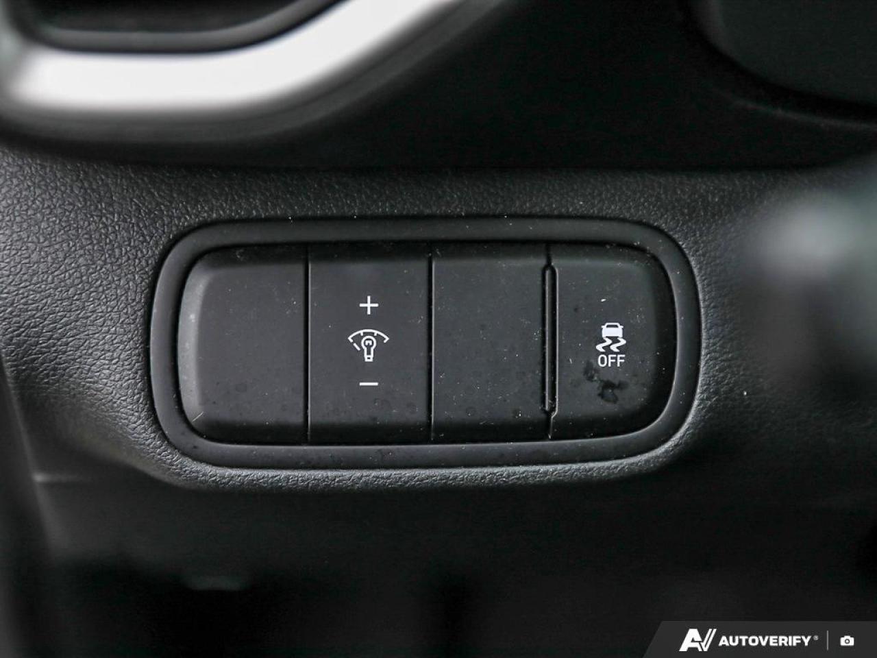 2023 Hyundai Venue Heated Seats    Carplay   Fuel Economy Photo