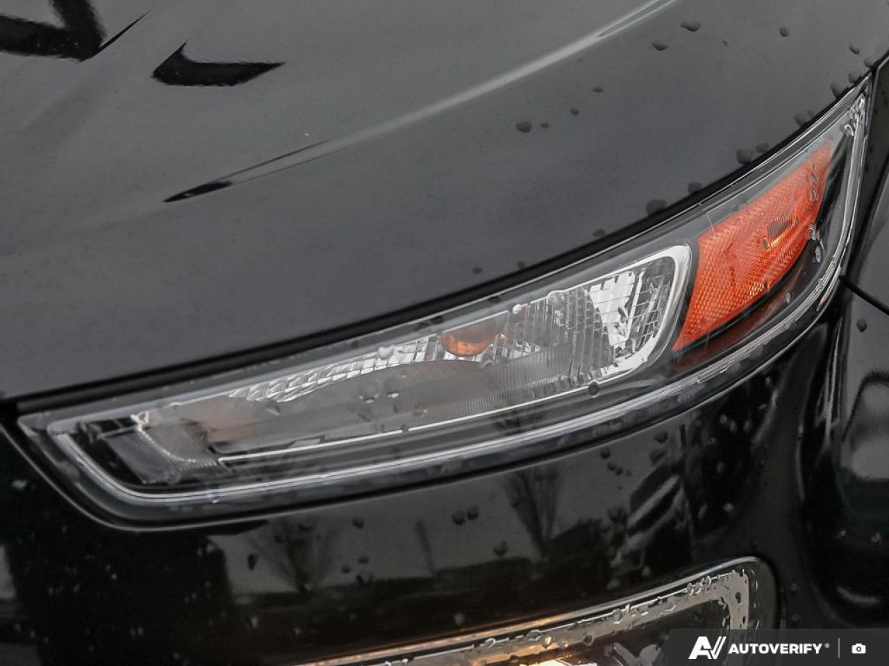 2023 Hyundai Venue Heated Seats    Carplay   Fuel Economy Photo