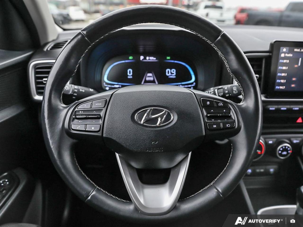 2023 Hyundai Venue Heated Seats    Carplay   Fuel Economy Photo