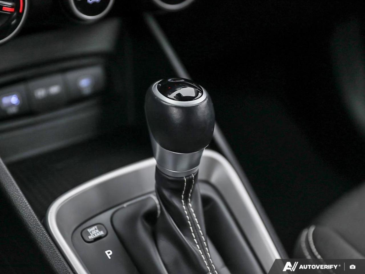 2023 Hyundai Venue Heated Seats    Carplay   Fuel Economy Photo