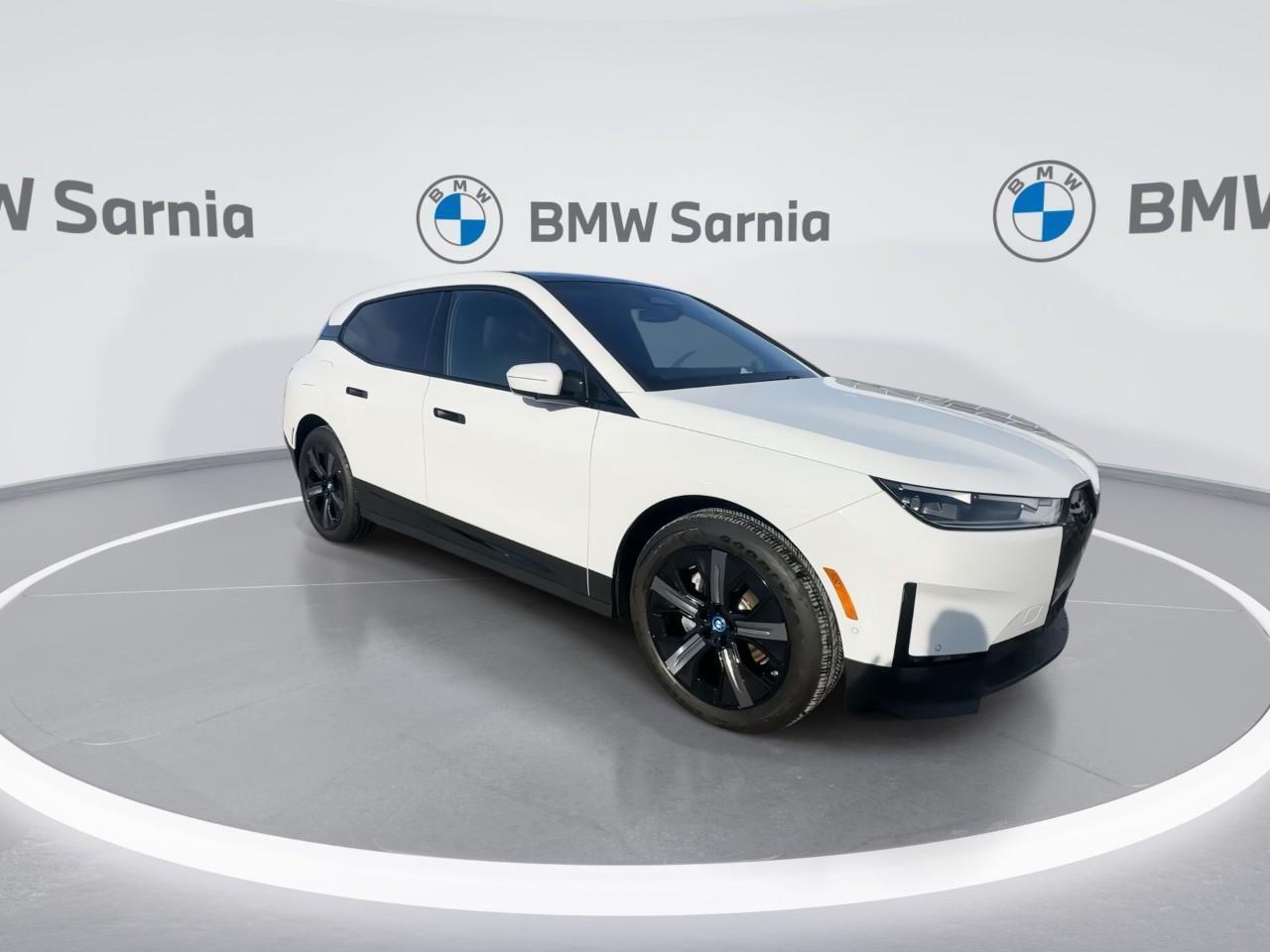 2025 BMW iX xDrive40 Photo