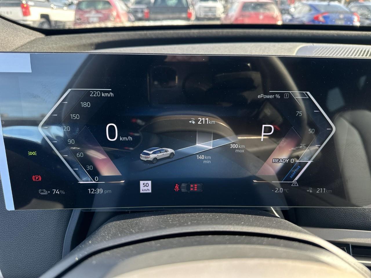 2025 BMW iX xDrive40 Photo