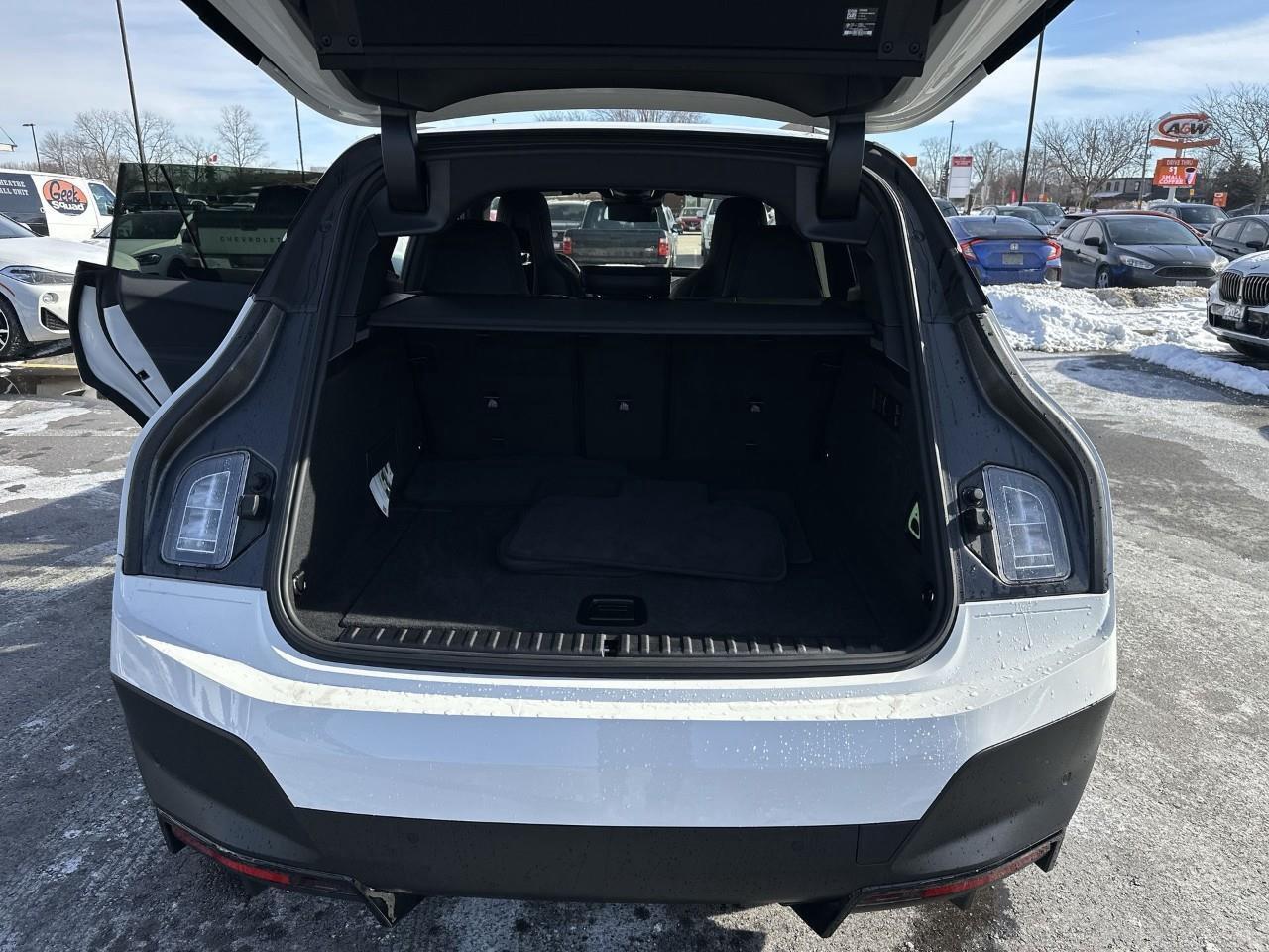 2025 BMW iX xDrive40 Photo