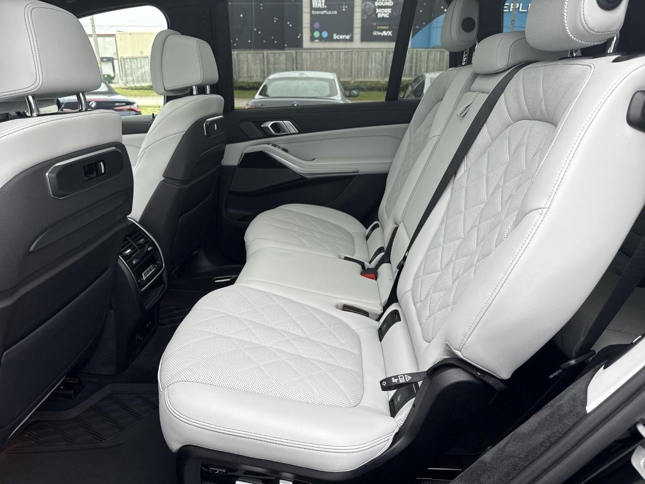 2024 BMW X7 xDrive40i Photo