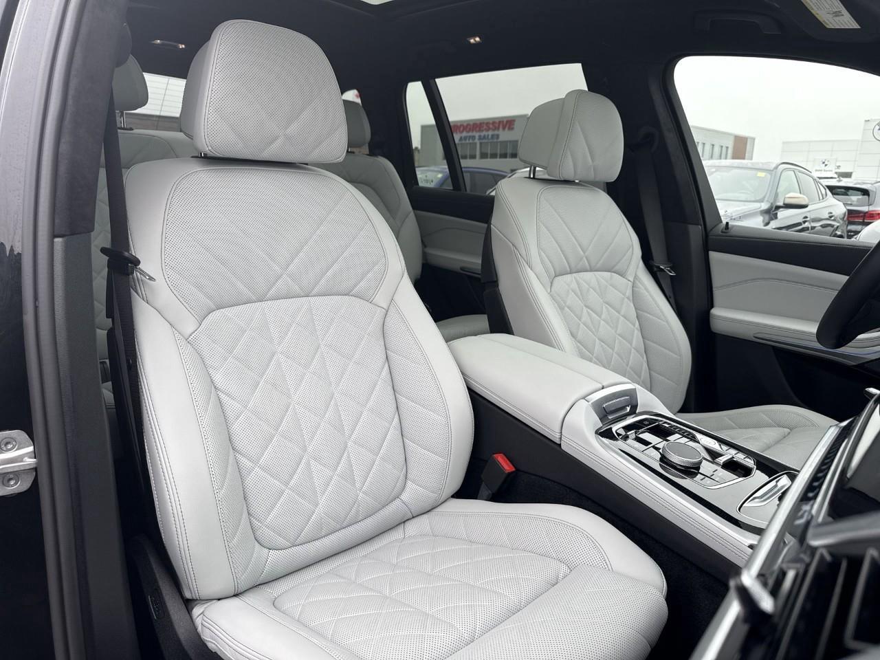 2024 BMW X7 xDrive40i Photo