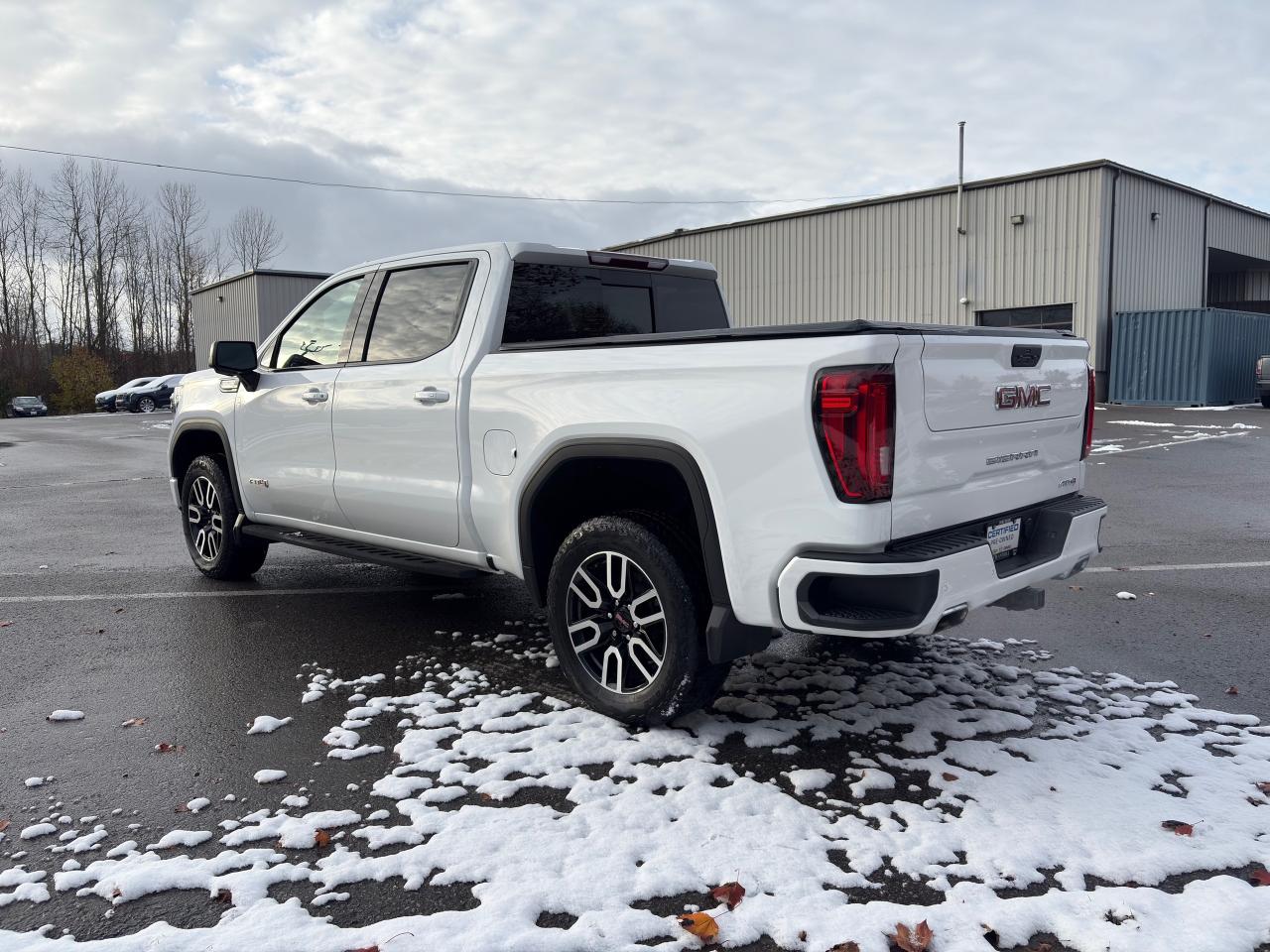 2022 GMC Sierra 1500 Limited AT4 LTD Crew + Premium Pkg + 20'S + Sunroof + 1 Ow Photo