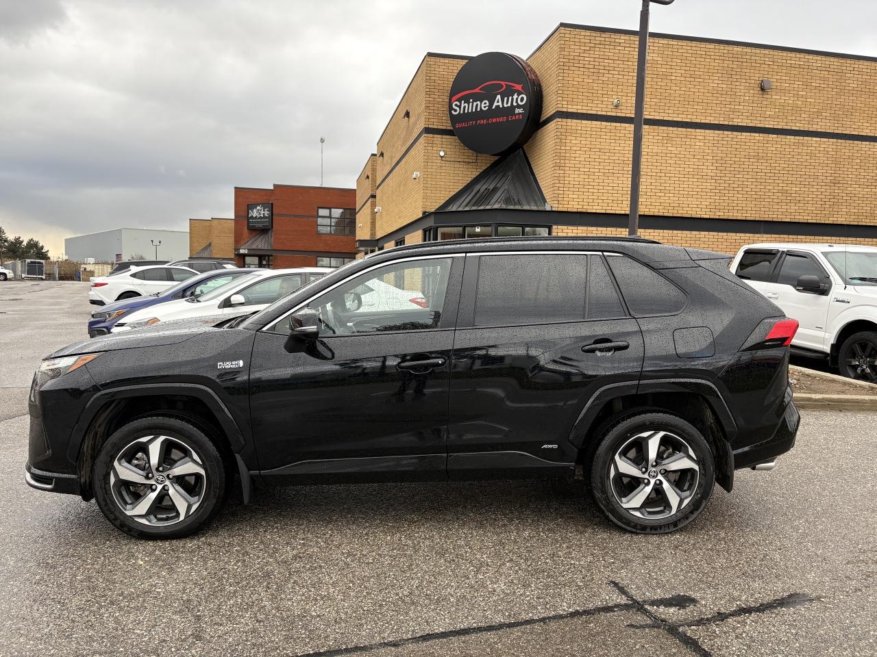 2023 Toyota RAV4 Prime SE AWD SUNROOF 1 OWNER CLEAN CARFAX Photo