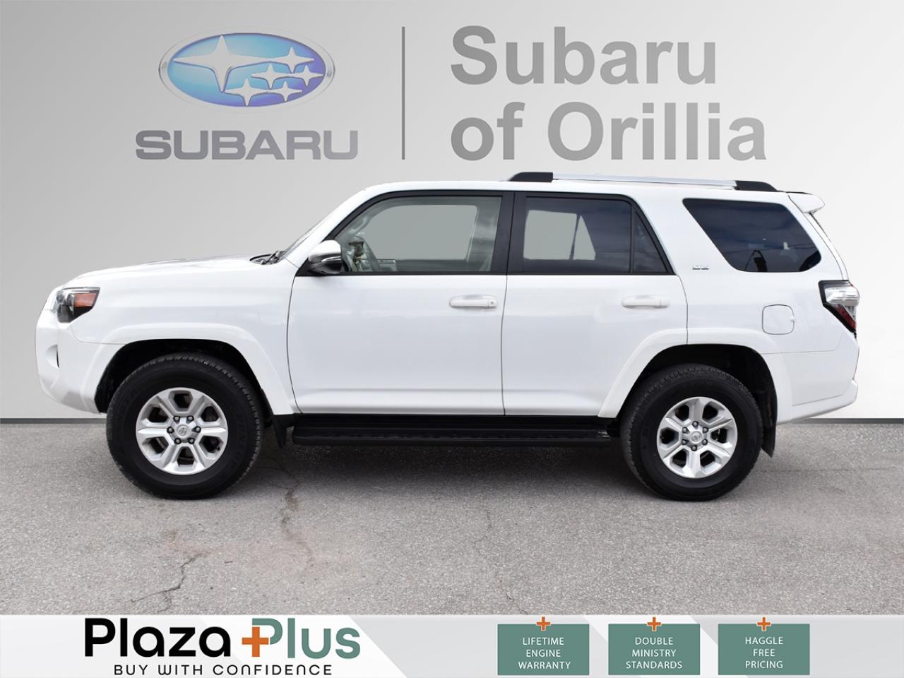 2024 Toyota 4Runner BASE   SR5 PREMIUM   SUNROOF   SOFTEX LEATHERETTE Photo2