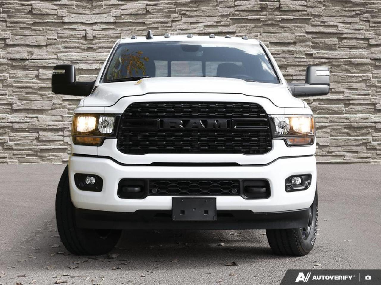 2024 RAM 2500 Night Edition   Alpine Sound   Lvl 2 Equipment L Photo