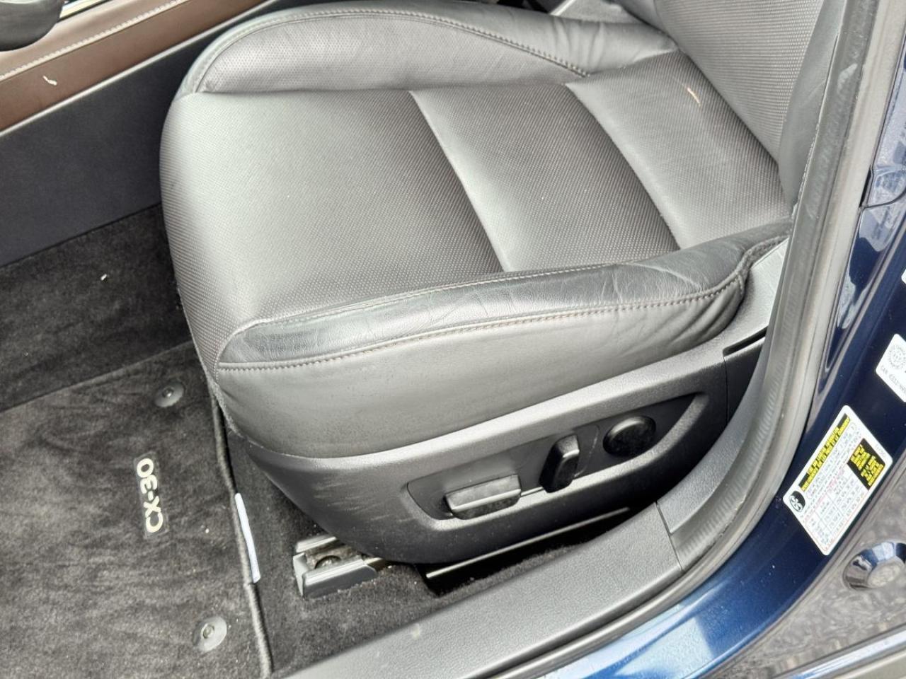 2024 Mazda CX-30 GT AWD/ EXTENDED WARRANTY/ 3.95% RATE/ MUST SEE Photo