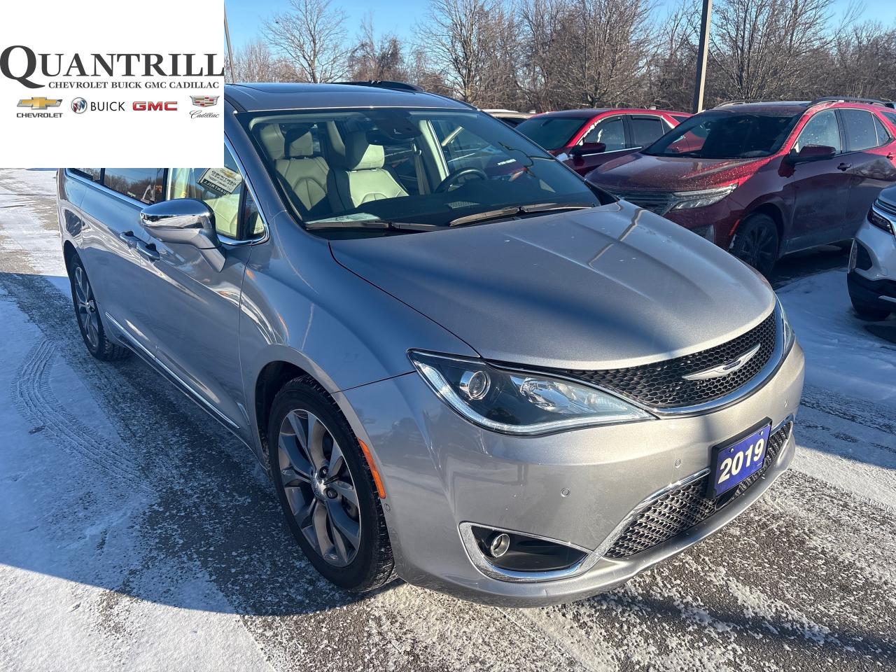 2019 Chrysler Pacifica Limited + Navi + Advanced SafetyTec Group + Low Km Photo0