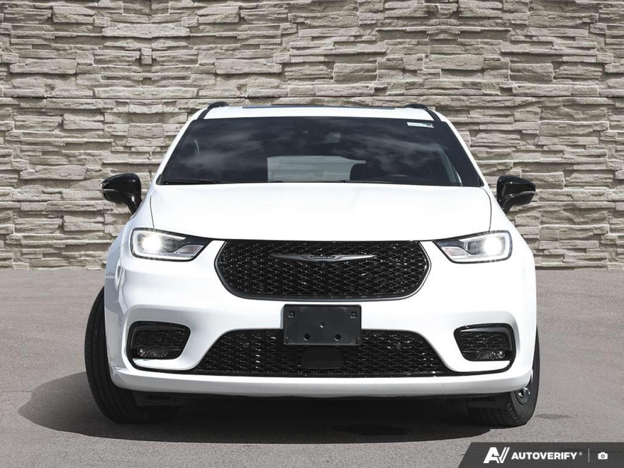 2024 Chrysler Pacifica Hybrid Chrysler Service Contract   Theatre &amp; Sound Gr Photo