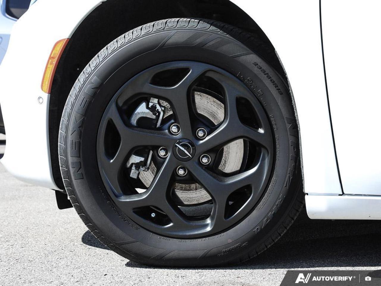 2024 Chrysler Pacifica Hybrid Chrysler Service Contract   Theatre &amp; Sound Gr Photo