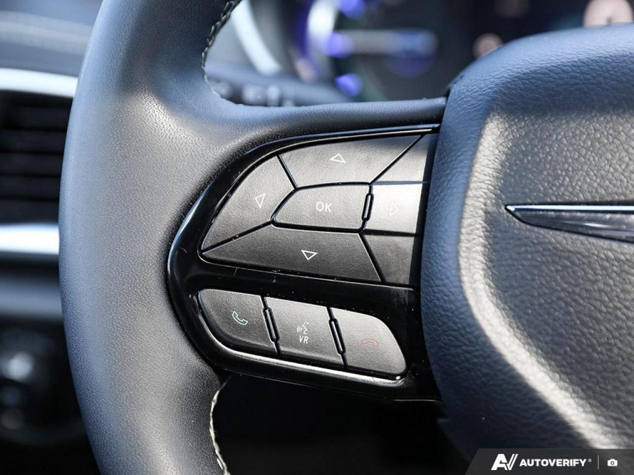 2024 Chrysler Pacifica Hybrid Theatre and Sound 20 Speakers   Dual Pane Roof Photo